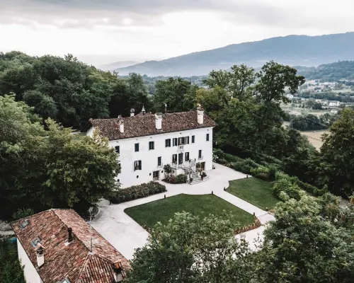 Villa San Liberale - Suites & Wellness - Villa Veneta Hotels in Feltre
