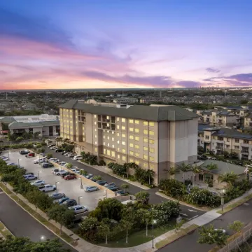 Embassy Suites by Hilton Oahu Kapolei Hotels near Target