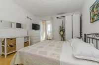 Apartments Zanet