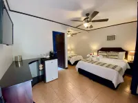 Hotel Playa Espadilla & Gardens