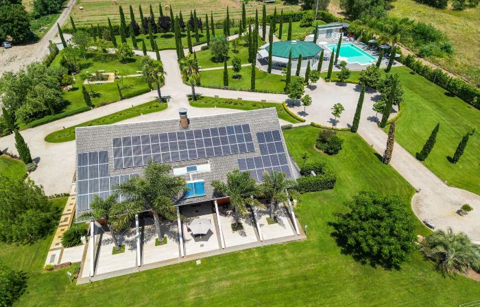 Casale Delle Ronde B&B