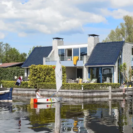 Amsterdam / Loosdrecht Rien Van Den Broeke Village