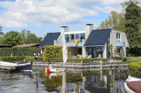 Amsterdam / Loosdrecht Rien Van Den Broeke Village Các khách sạn ở Breukelen
