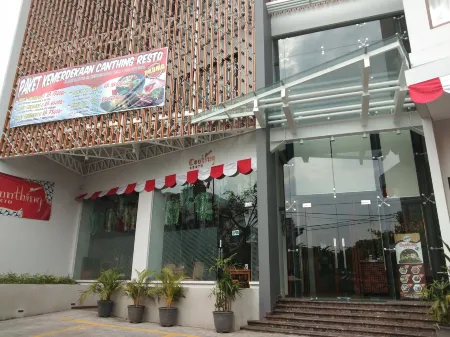 Hotel Parangraja