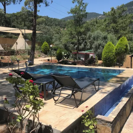 Azmakbasi Camping