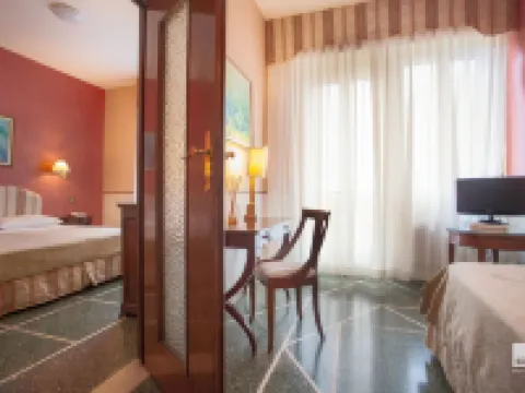 ホテル ラ パーチェ ピサのホテル