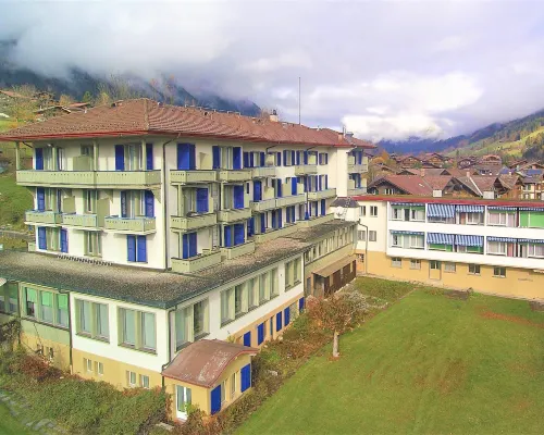 Parkhotel Bellevue Budget Hotels in Lenk