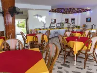 Quo Vadis Dive Resort Hotels in Moalboal