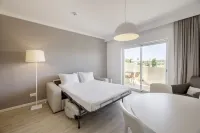 AlvorMar Apartamentos Turisticos Hotels in Mexilhoeira Grande