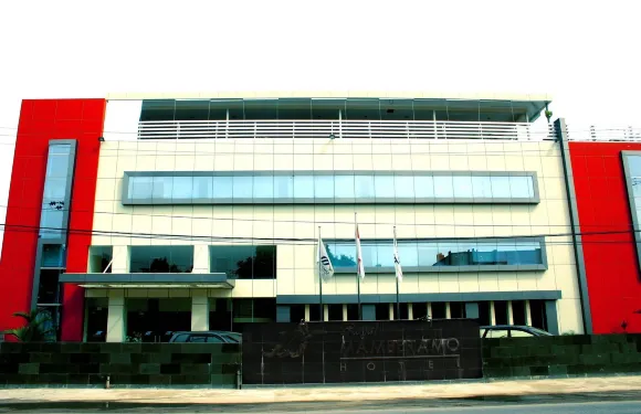 羅亞曼伯拉莫酒店