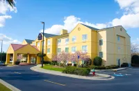 Eagles Nest Inn Hotels in Statesboro