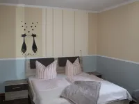Pension & Gasthaus Kattenstieg Hotels in Wusterhausen