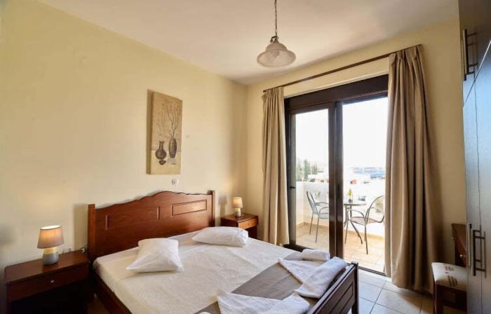 Villa Gereoudis Sea View Rooms Pool & Bar