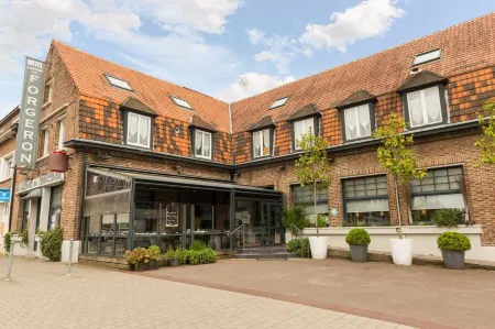 The Originals Boutique, Hôtel Auberge du Forgeron, Lille Sud