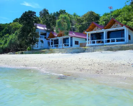 Pulau Weh Paradise Hotels in Sabang City