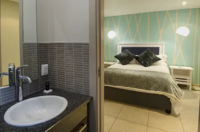 701 30 Degrees Hotels in Umdloti