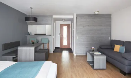 Living Hotel Nürnberg Отели в г. Нюрнберг