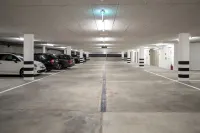 Hotel Lago Maggiore - Welcome! - parking
