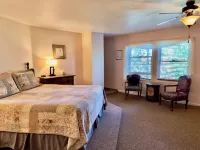 The Bidwell House فنادق في Chester