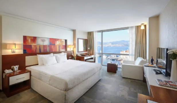 Kordon Hotel Pasaport Hotels near Aegean Coast