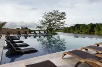 The Farmington Hotel - Pools