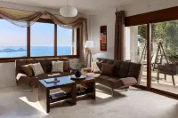Okeanides Villas
