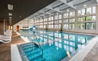 Hunguest Hotel Bál Resort - Pools