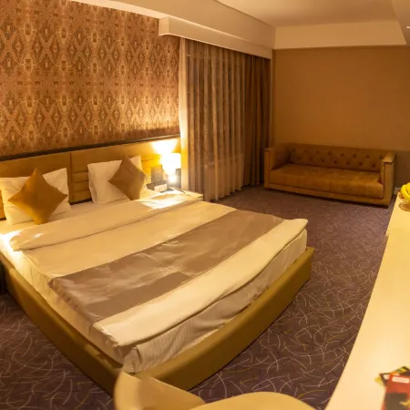 Parkway Inn Hotel & Spa