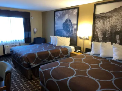 Super 8 by Wyndham Carson City/Lake Tahoe 우드로 W. 로프틴 공원 주변 호텔