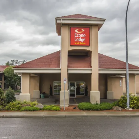 Econo Lodge Inn & Suites