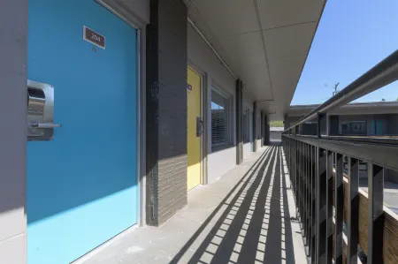 Bel Aire Motel Отели в г. Боннер-Запад Риверсайд