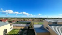 Luana Hasunuma Hotel&Cafe - 3-Star