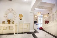 Apple Heritage Hotel