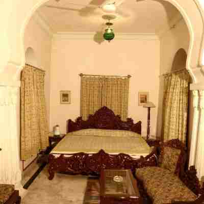 Palkiya Haveli - Heritage Hotel Rooms