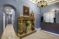 Gcf Luxury Suites, Guest House - Homestays