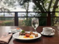 Pacaya Lodge and Spa - breakfast