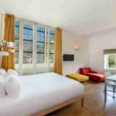 Kruisherenhotel Maastricht - Oostwegel Collection, Member of Design Hotels Rooms