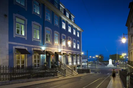 LX Boutique Hotel Отели рядом со станцией Cais Do Sodre