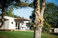 Domaine de Blangy Hotels in Sains-du-Nord