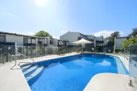 Manuka Park Serviced Apartments Hotels in Kingston