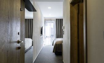 4 Smart Hotel