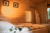 Kaldá Lyngholt Hotels near Tjarnagardur