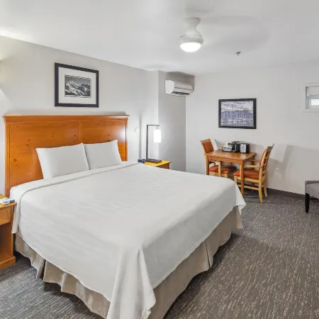 Hotel Edgewater Отели в г. Сьюард