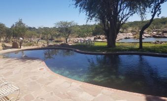 Nyangombe Safari Lodge
