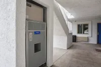 凡圖拉市中心6號汽車旅館