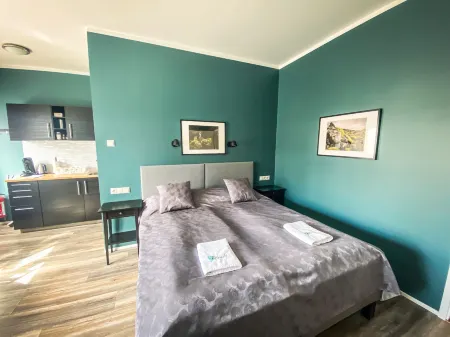 Bakki Apartments & Hostel