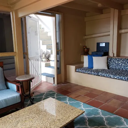 Little Indigo Apartments