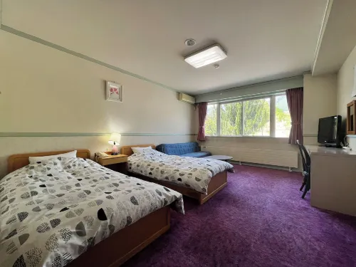 Hotel Sunny Valley Hotels in Otari