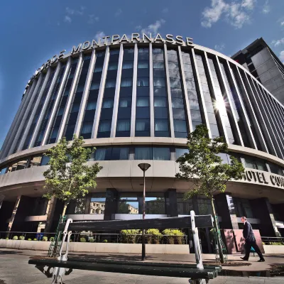 เมอร์เคียว ปารีส การ์มงต์ปาร์นาส TGV โรงแรมใกล้สถานีเมโทรฟาลกิแยร์
