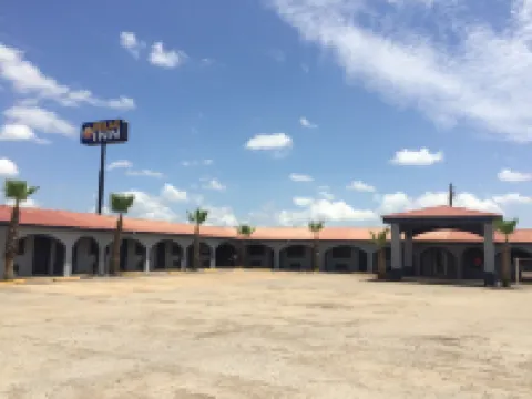 Relax Inn Dilley Hotels in Dilley